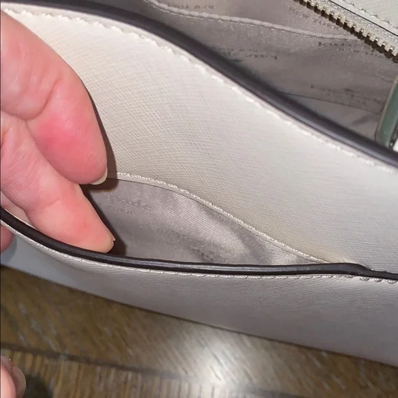 NWT Kate Spade White and Tan Floral Satchel - Picture 9 of 10